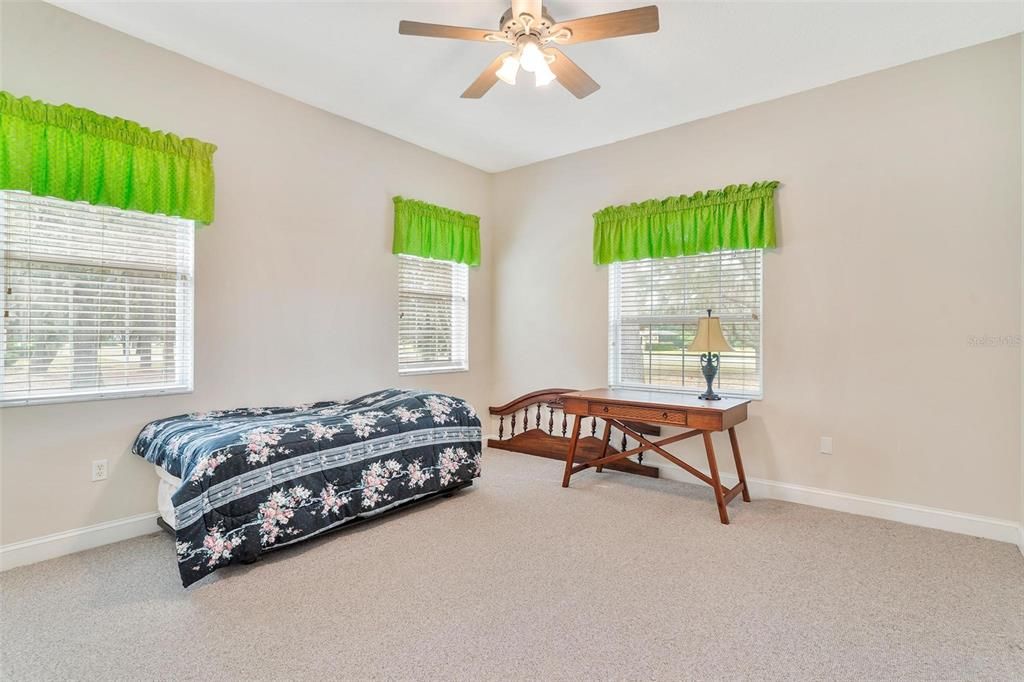 En Venta: $750,000 (4 camas, 3 baños, 3836 Pies cuadrados)