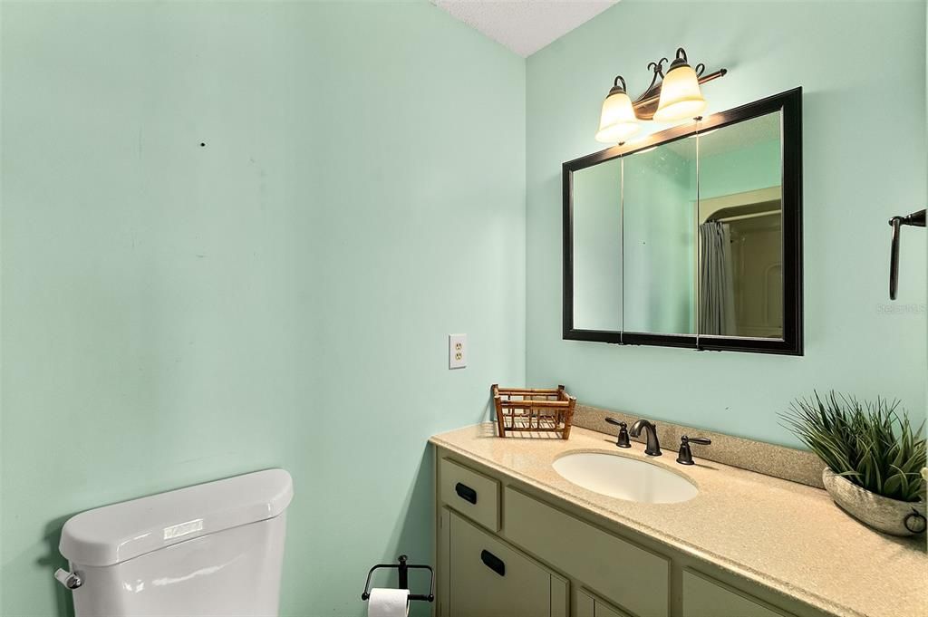 待售: $525,000 (3 贝兹, 3 浴室, 1350 平方英尺)