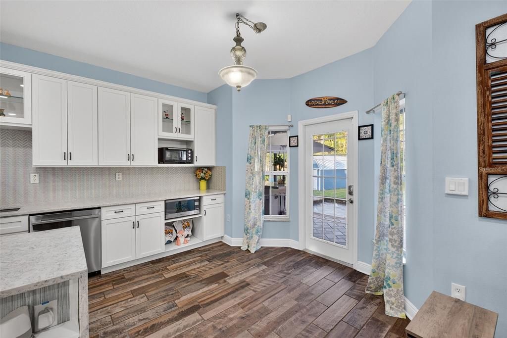 En Venta: $575,000 (3 camas, 3 baños, 2155 Pies cuadrados)