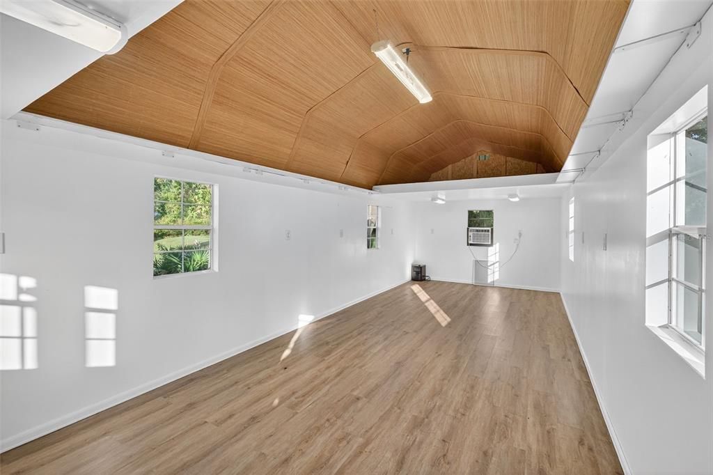 En Venta: $575,000 (3 camas, 3 baños, 2155 Pies cuadrados)