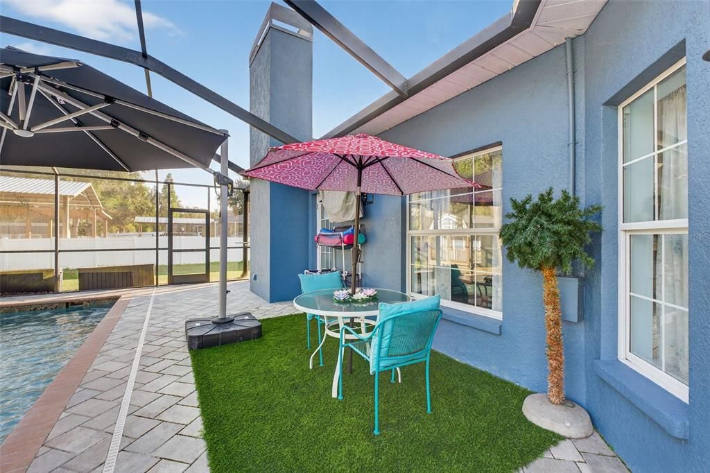 En Venta: $575,000 (3 camas, 3 baños, 2155 Pies cuadrados)