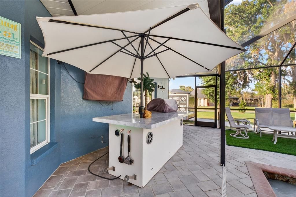 En Venta: $575,000 (3 camas, 3 baños, 2155 Pies cuadrados)