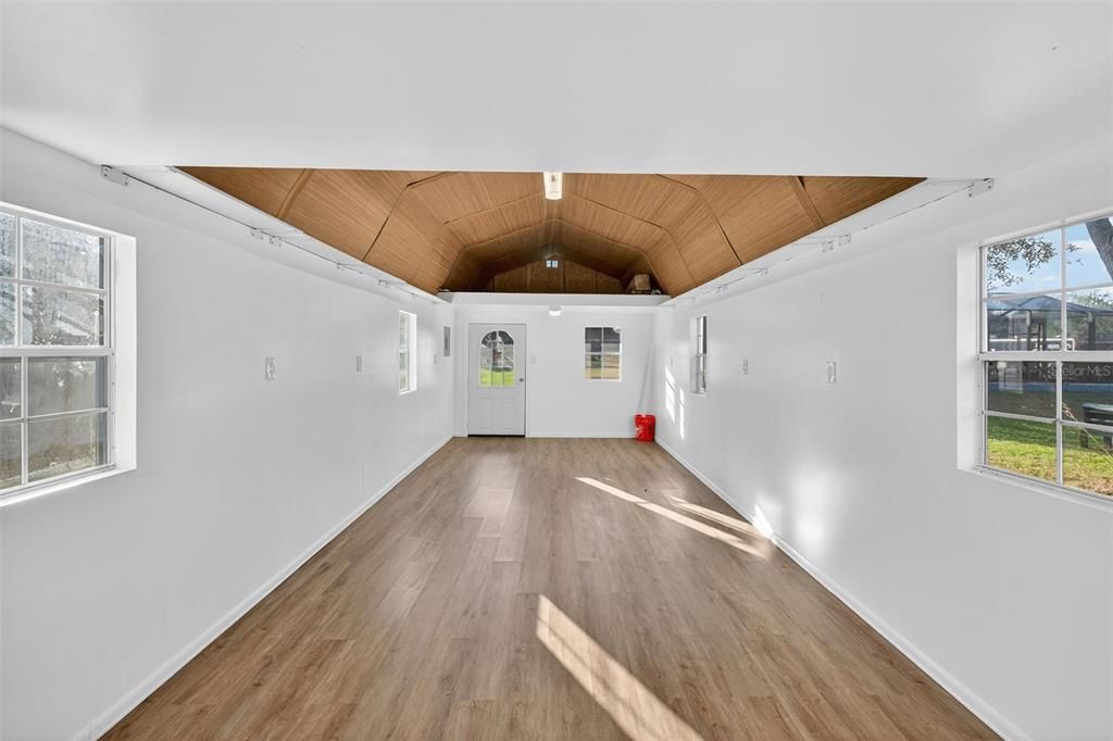 En Venta: $575,000 (3 camas, 3 baños, 2155 Pies cuadrados)