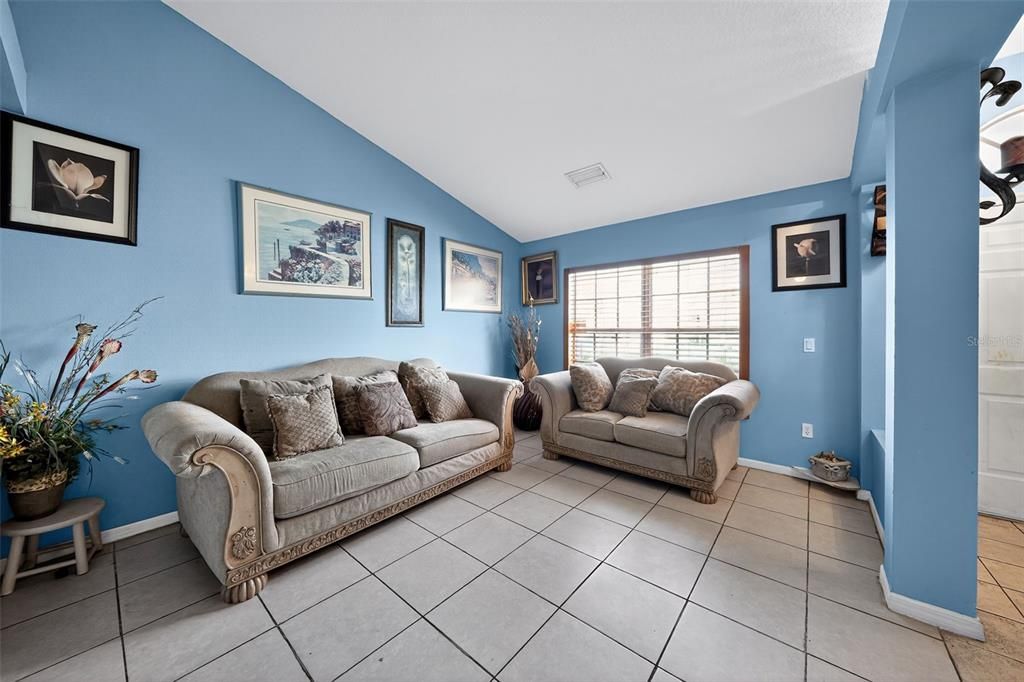 Active With Contract: $369,000 (4 beds, 2 baths, 2236 Square Feet)