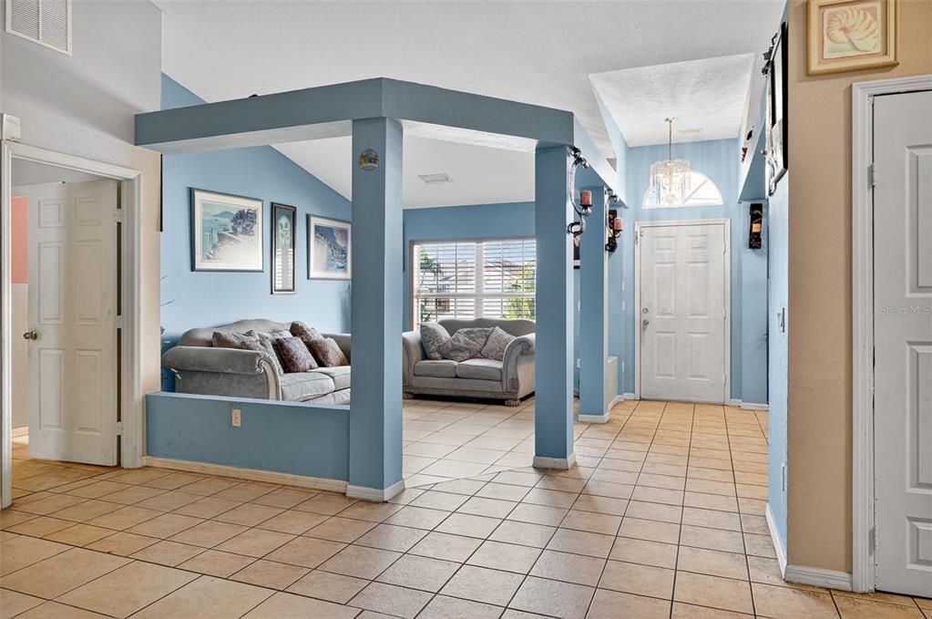 Active With Contract: $369,000 (4 beds, 2 baths, 2236 Square Feet)