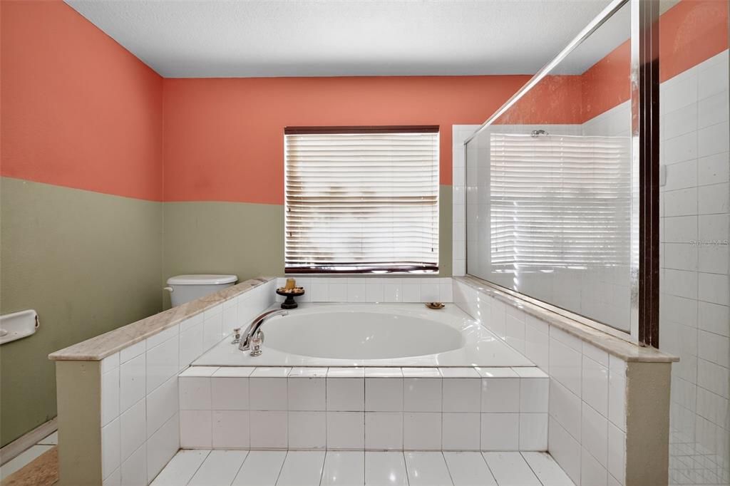 Active With Contract: $369,000 (4 beds, 2 baths, 2236 Square Feet)