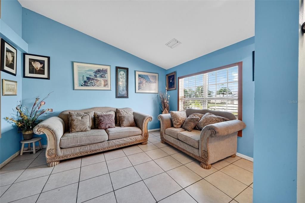 Active With Contract: $369,000 (4 beds, 2 baths, 2236 Square Feet)