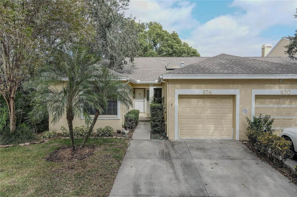 Под контрактом: $339,000 (2 спален, 2 ванн, 1386 Квадратных фут)