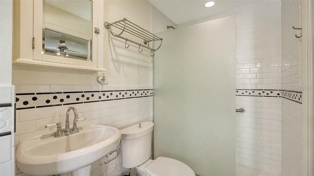 For Sale: $875,000 (4 beds, 3 baths, 2861 Square Feet)