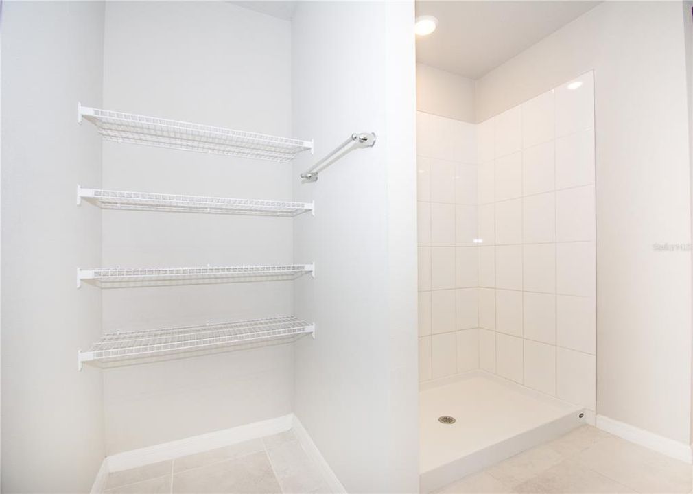 待售: $354,990 (4 贝兹, 2 浴室, 1849 平方英尺)