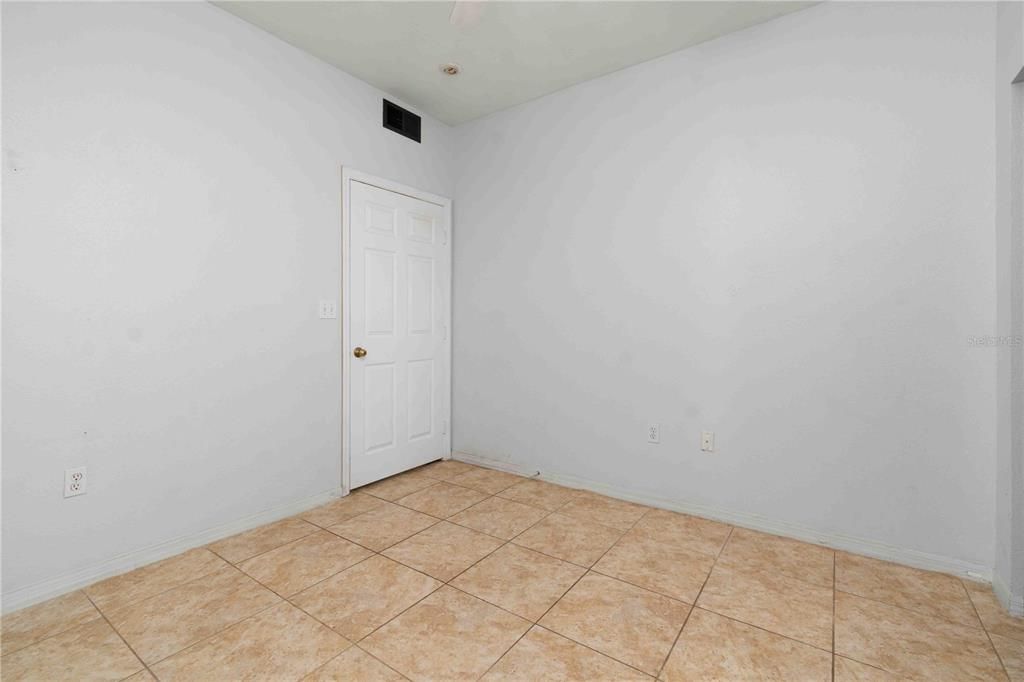 En Venta: $220,000 (3 camas, 2 baños, 1345 Pies cuadrados)