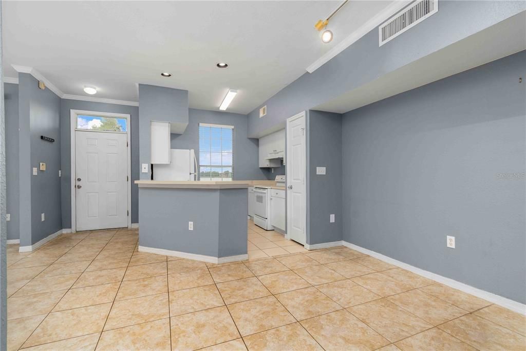 En Venta: $220,000 (3 camas, 2 baños, 1345 Pies cuadrados)