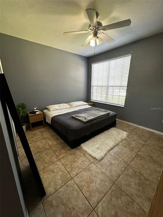 En Venta: $220,000 (3 camas, 2 baños, 1345 Pies cuadrados)