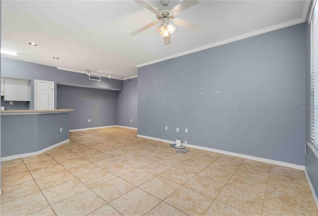 En Venta: $220,000 (3 camas, 2 baños, 1345 Pies cuadrados)