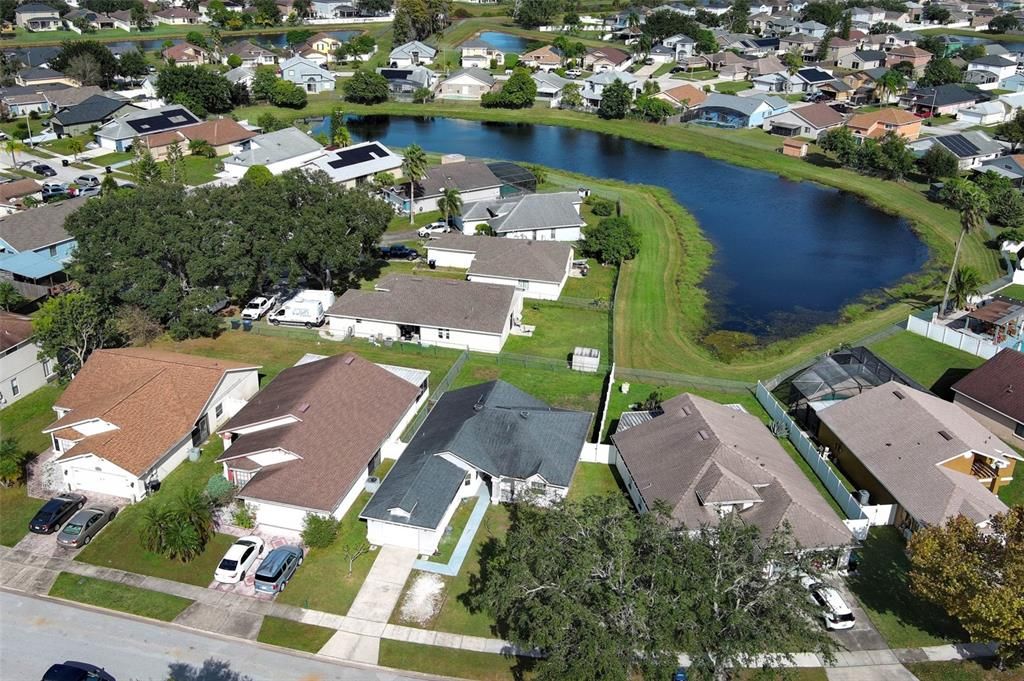 合同活跃: $325,000 (3 贝兹, 2 浴室, 1341 平方英尺)