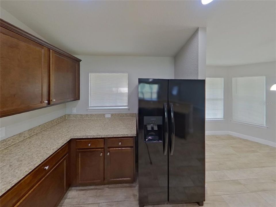 For Rent: $2,219 (3 beds, 2 baths, 1549 Square Feet)
