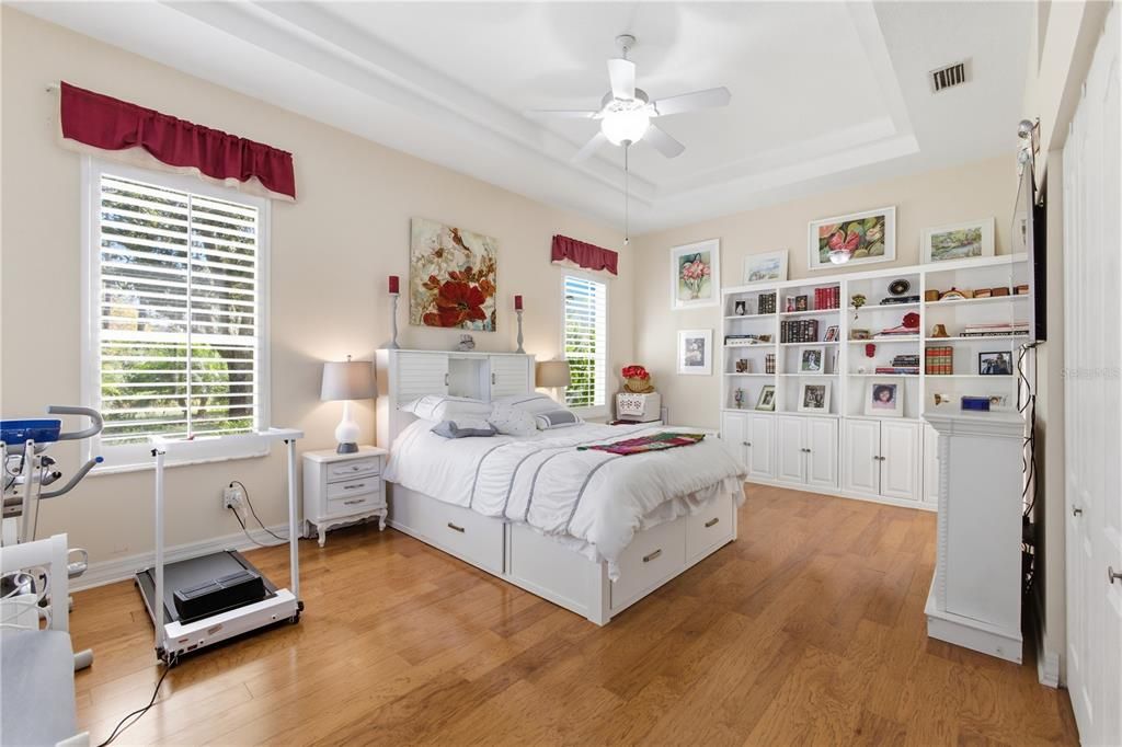 For Sale: $545,000 (3 beds, 2 baths, 2342 Square Feet)