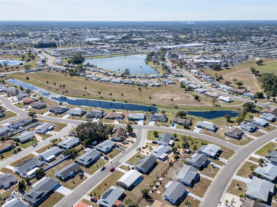 待售: $220,000 (2 贝兹, 1 浴室, 1149 平方英尺)