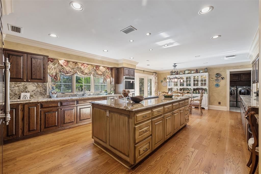 En Venta: $3,900,000 (5 camas, 6 baños, 5881 Pies cuadrados)