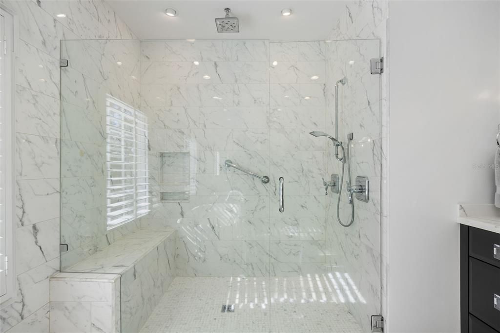 En Venta: $3,900,000 (5 camas, 6 baños, 5881 Pies cuadrados)