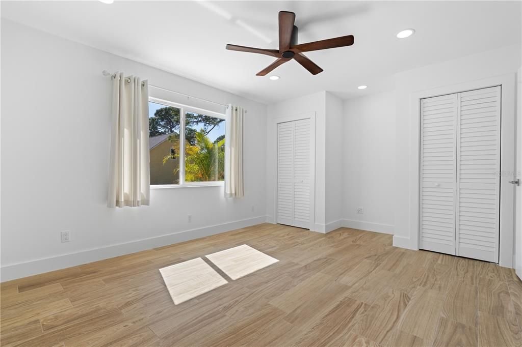 Active With Contract: $524,900 (3 beds, 2 baths, 1532 Square Feet)