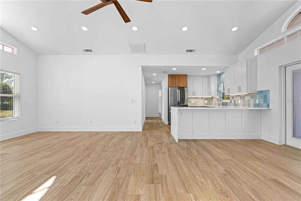 Active With Contract: $524,900 (3 beds, 2 baths, 1532 Square Feet)