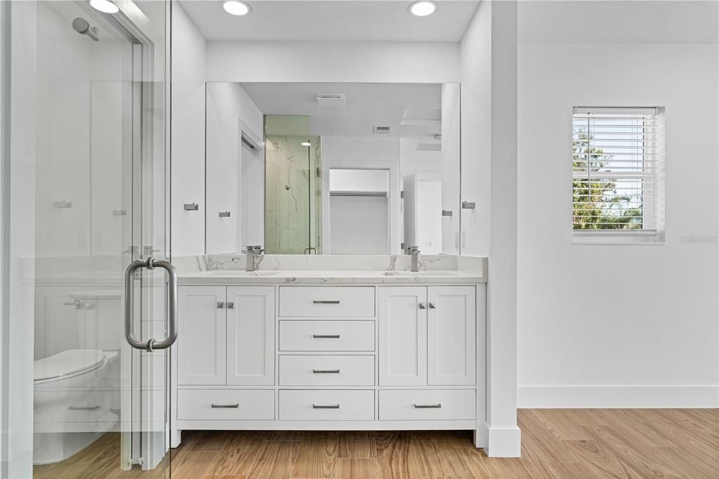 Active With Contract: $524,900 (3 beds, 2 baths, 1532 Square Feet)