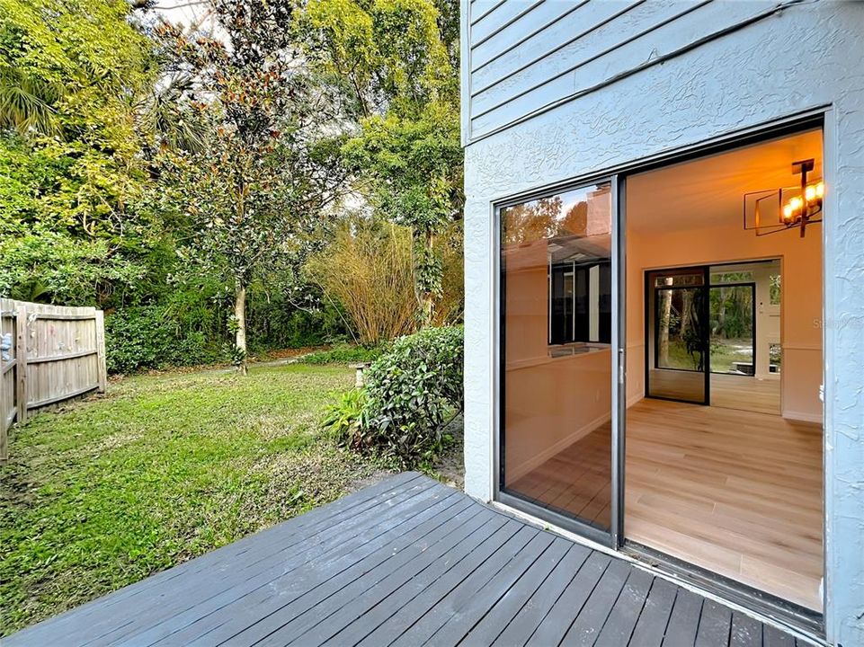 Activo con contrato: $569,000 (3 camas, 3 baños, 2332 Pies cuadrados)