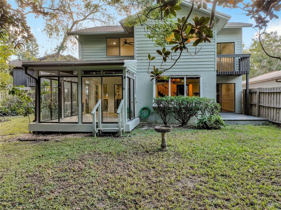 Activo con contrato: $569,000 (3 camas, 3 baños, 2332 Pies cuadrados)