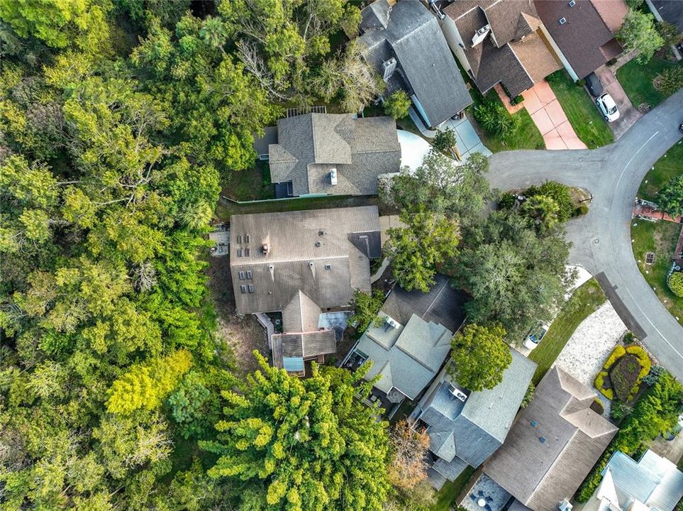 Activo con contrato: $569,000 (3 camas, 3 baños, 2332 Pies cuadrados)