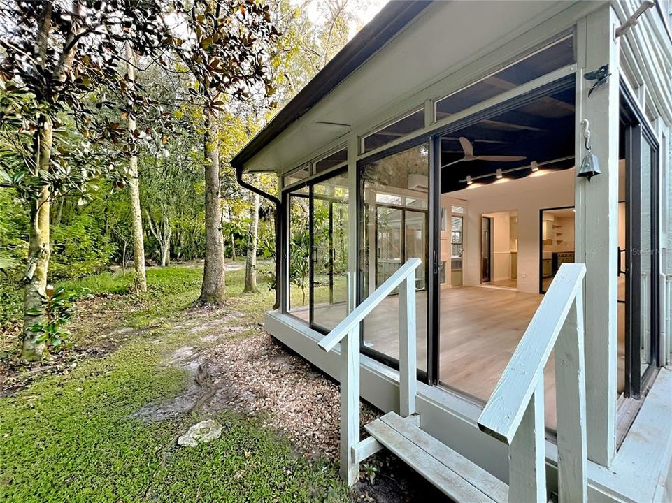 Activo con contrato: $569,000 (3 camas, 3 baños, 2332 Pies cuadrados)