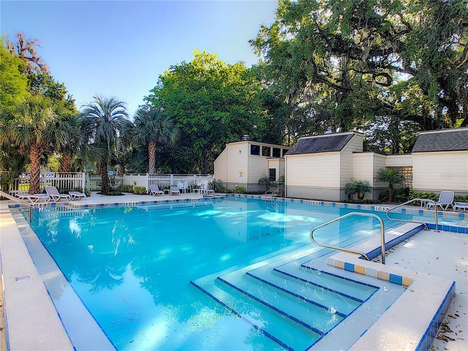 Activo con contrato: $569,000 (3 camas, 3 baños, 2332 Pies cuadrados)