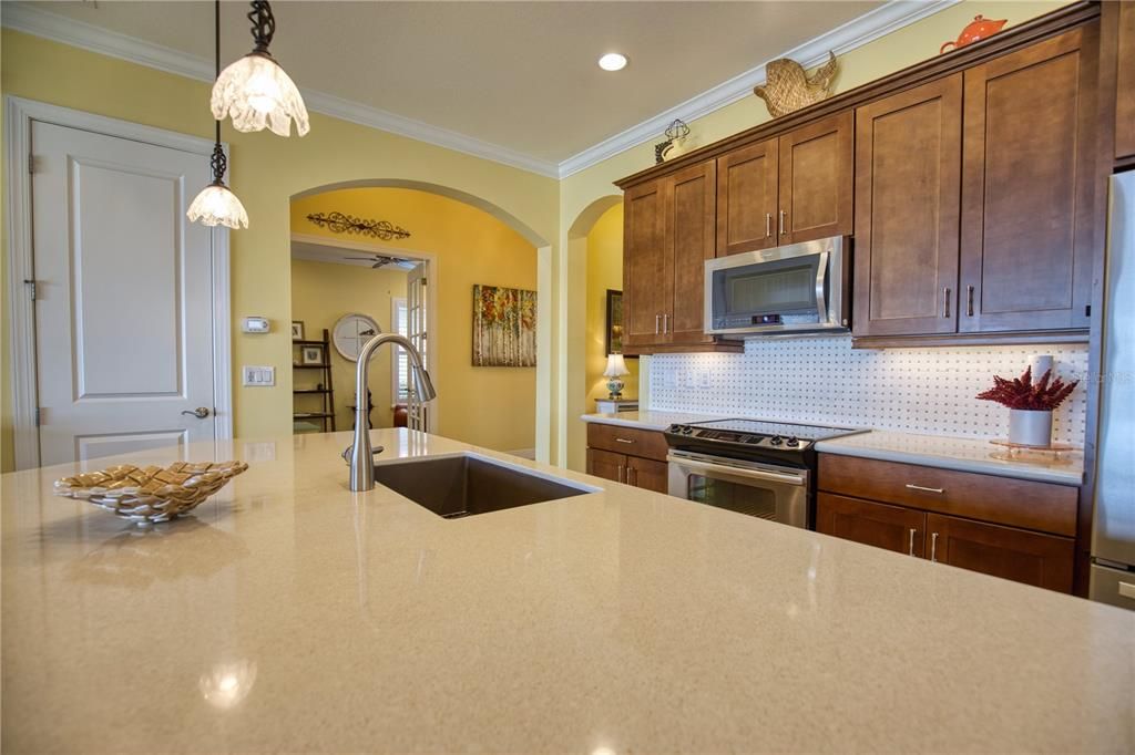 For Rent: $3,200 (2 beds, 2 baths, 1768 Square Feet)