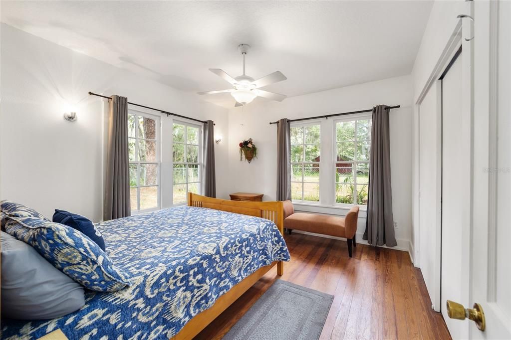 For Sale: $450,000 (4 beds, 2 baths, 2095 Square Feet)