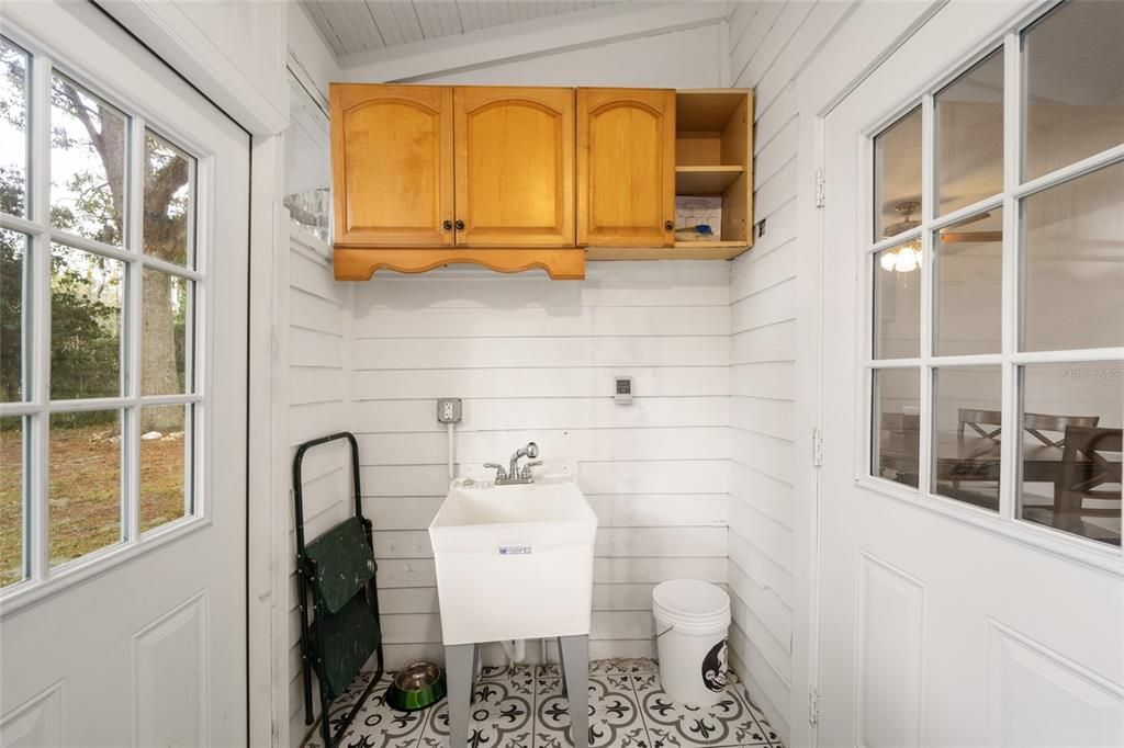 For Sale: $450,000 (4 beds, 2 baths, 2095 Square Feet)