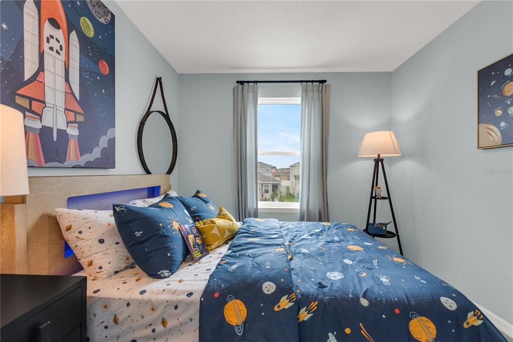 For Sale: $265,915 (3 beds, 2 baths, 1451 Square Feet)