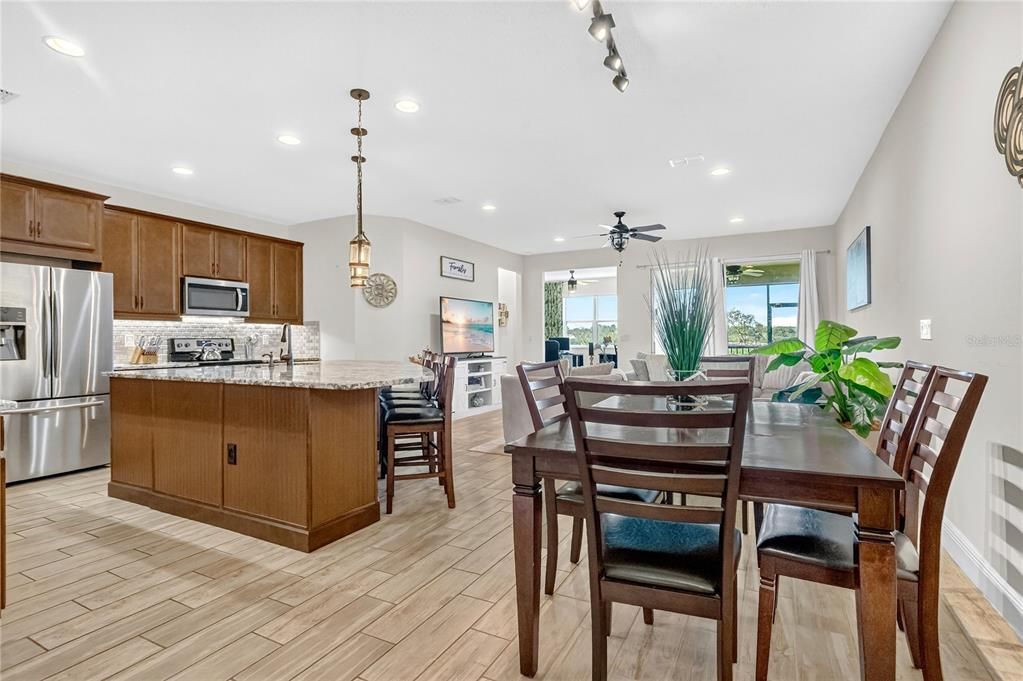 For Rent: $4,250 (4 beds, 3 baths, 2587 Square Feet)