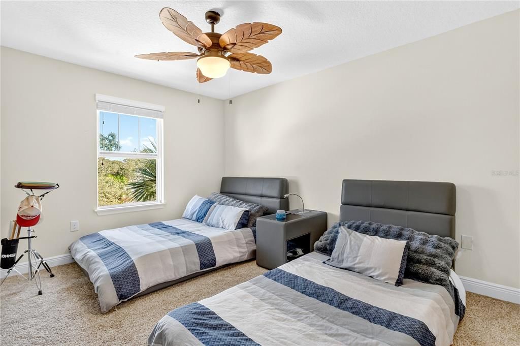 For Rent: $4,250 (4 beds, 3 baths, 2587 Square Feet)