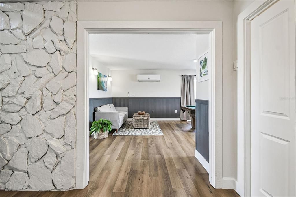 En Venta: $1,050,000 (4 camas, 3 baños, 2780 Pies cuadrados)