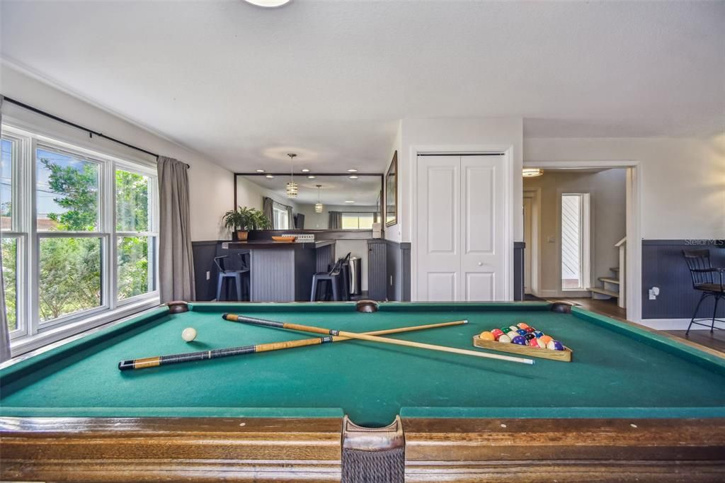 En Venta: $1,050,000 (4 camas, 3 baños, 2780 Pies cuadrados)