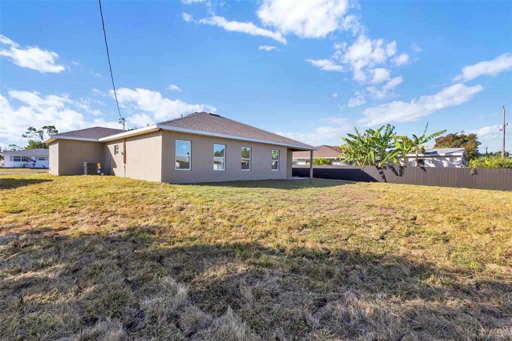 For Sale: $354,900 (4 beds, 3 baths, 1905 Square Feet)