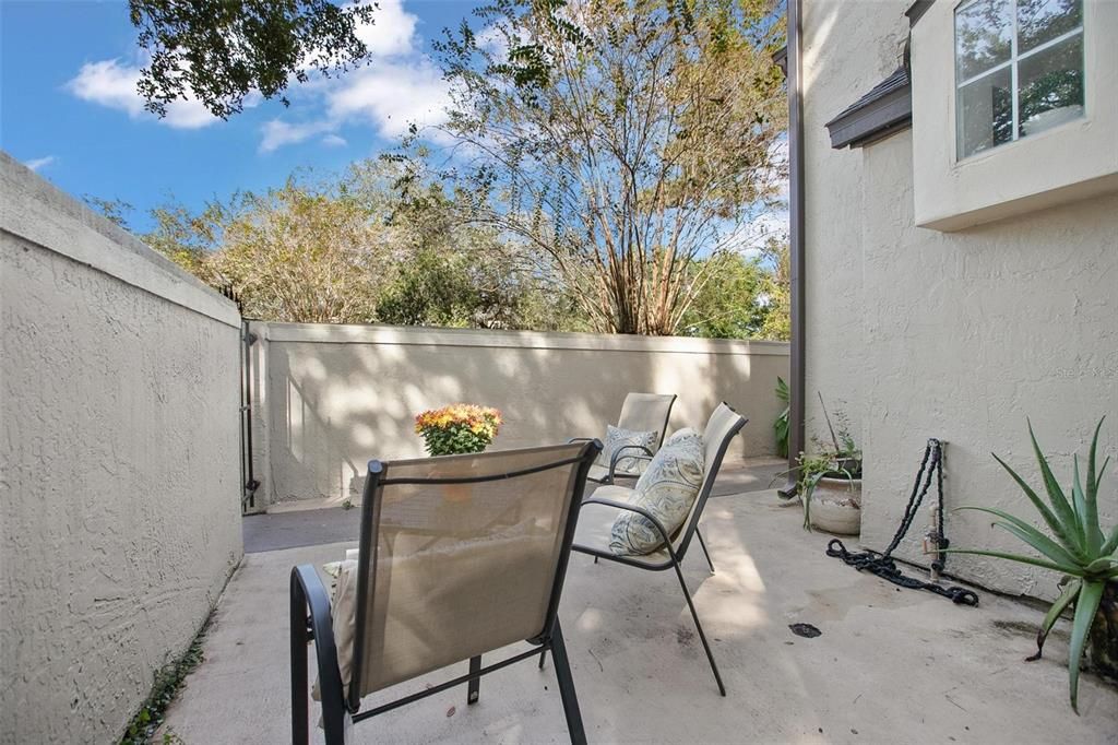 En Venta: $337,000 (3 camas, 2 baños, 1384 Pies cuadrados)