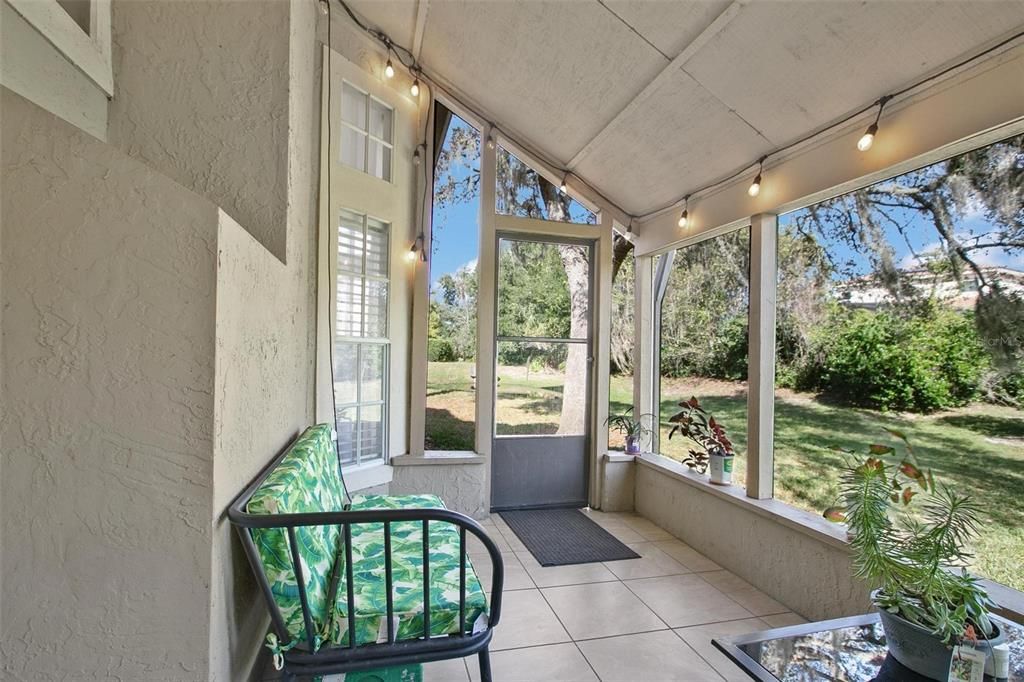 En Venta: $337,000 (3 camas, 2 baños, 1384 Pies cuadrados)