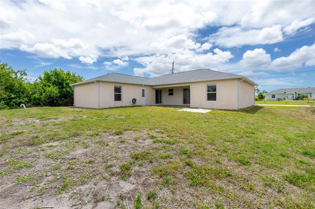 En Renta: $2,000 (3 camas, 2 baños, 1676 Pies cuadrados)