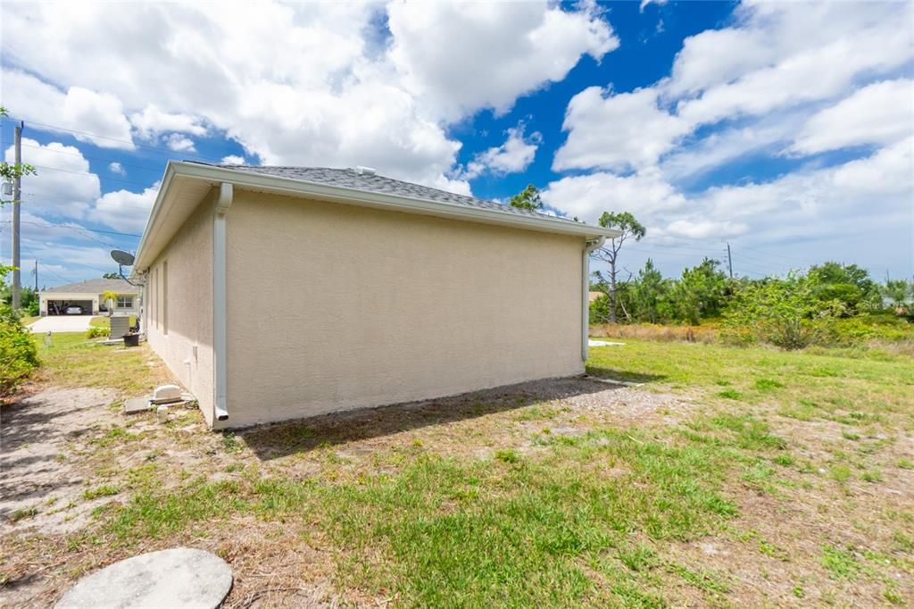 En Renta: $2,000 (3 camas, 2 baños, 1676 Pies cuadrados)