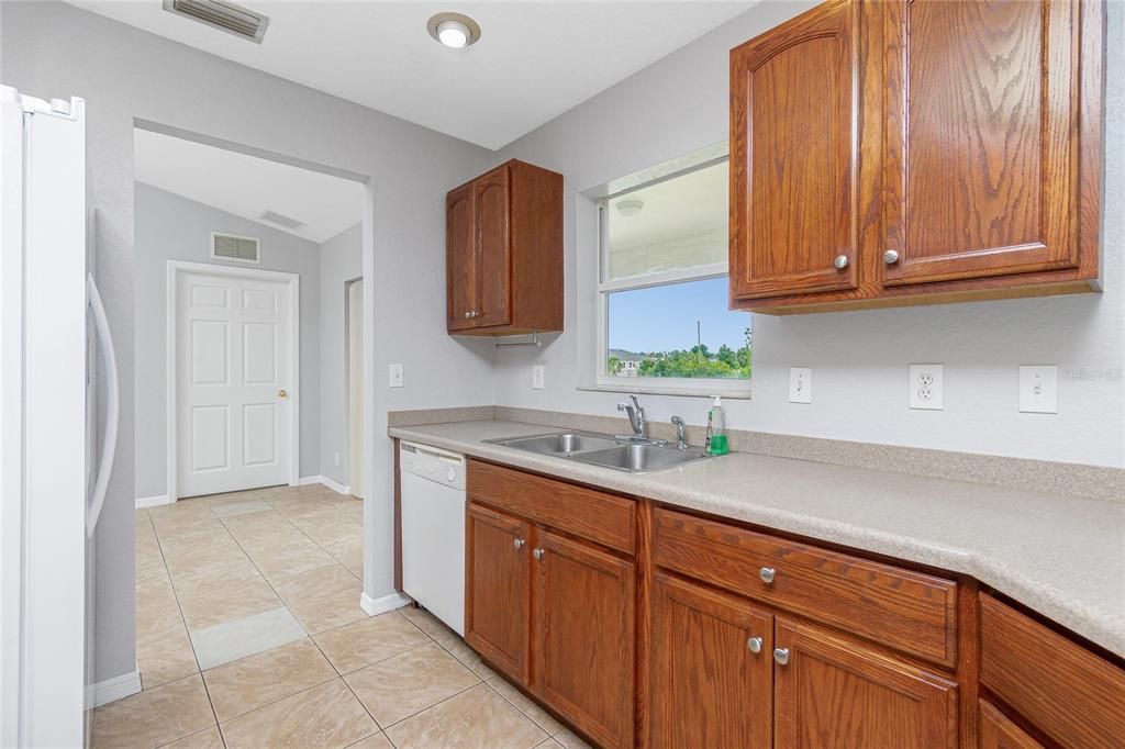 En Renta: $2,000 (3 camas, 2 baños, 1676 Pies cuadrados)