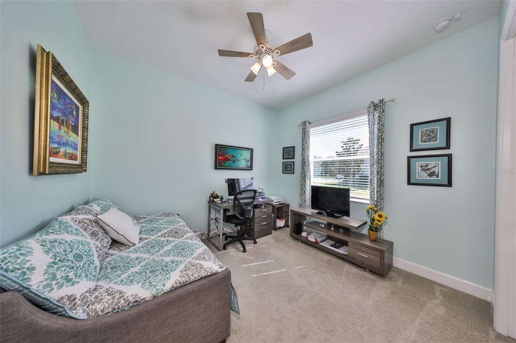 For Sale: $640,000 (3 beds, 2 baths, 2202 Square Feet)