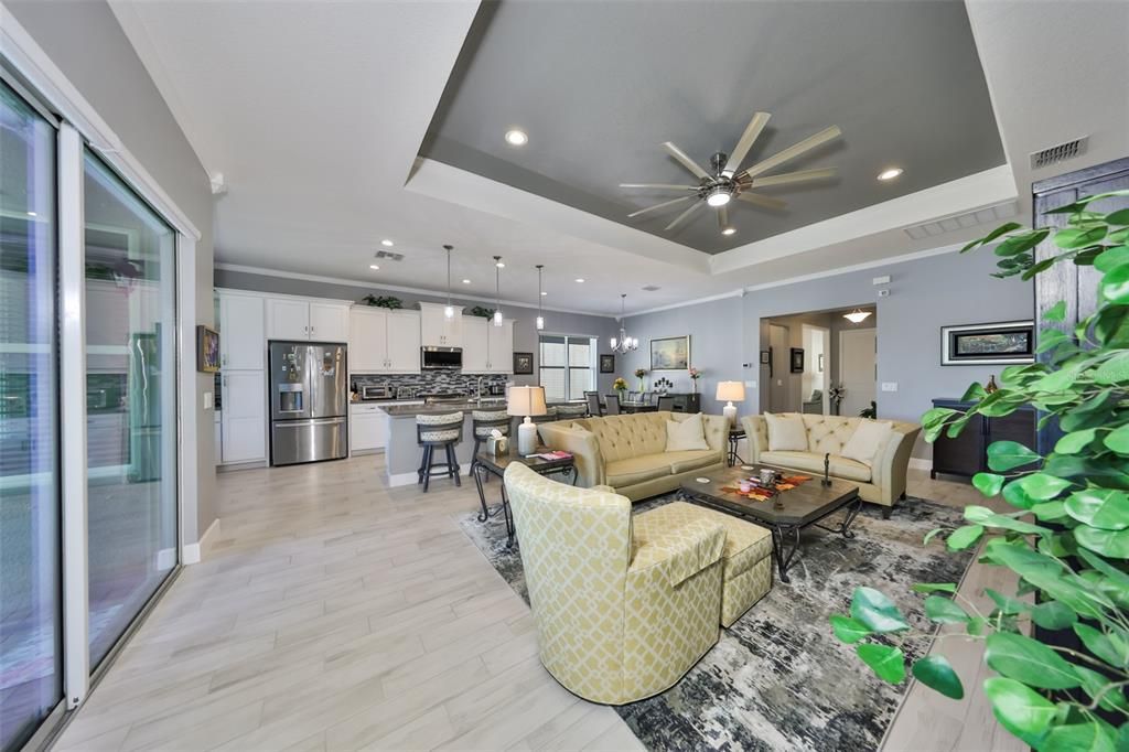 For Sale: $640,000 (3 beds, 2 baths, 2202 Square Feet)