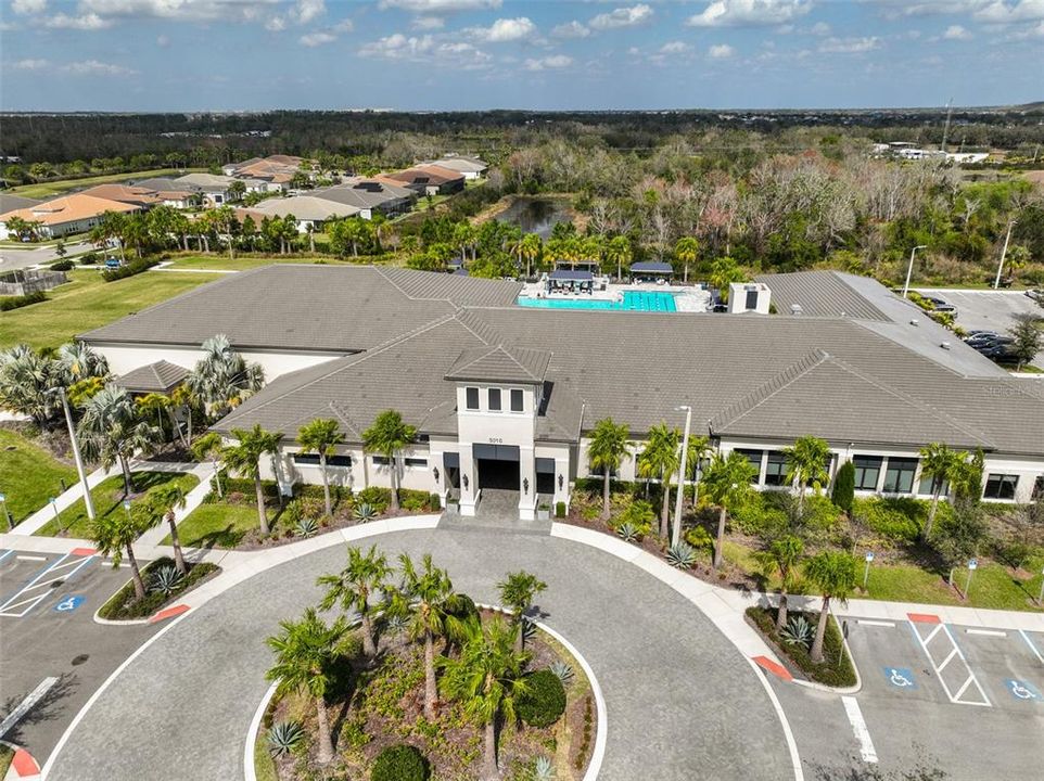 For Sale: $640,000 (3 beds, 2 baths, 2202 Square Feet)