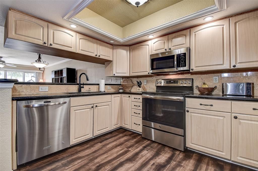 На продажу: $459,000 (3 спален, 4 ванн, 2174 Квадратных фут)